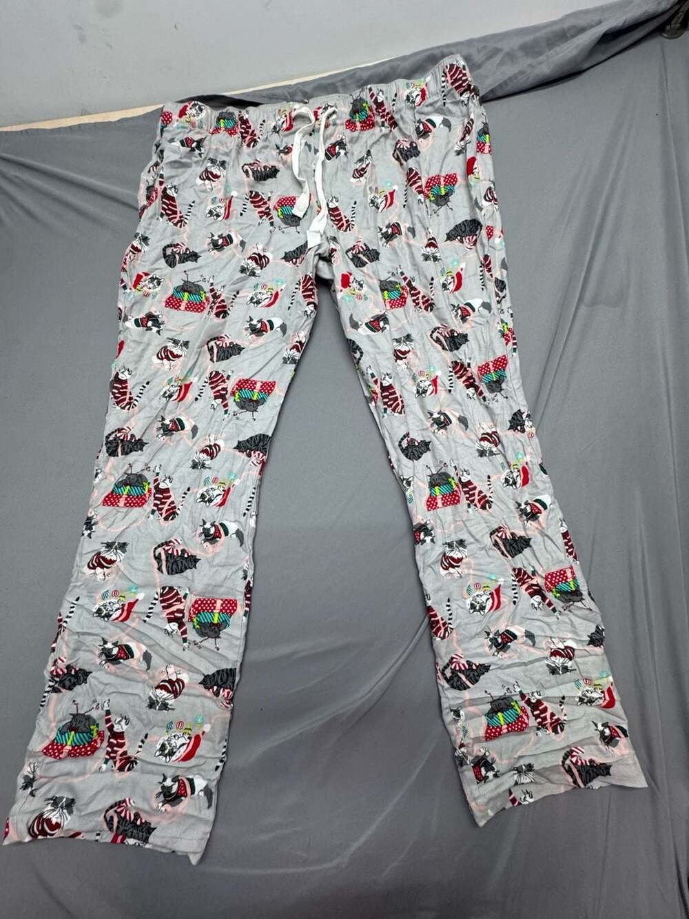 Old Navy Christmas Cat Pajama Pants Size XL Gray Holiday Sleepwear